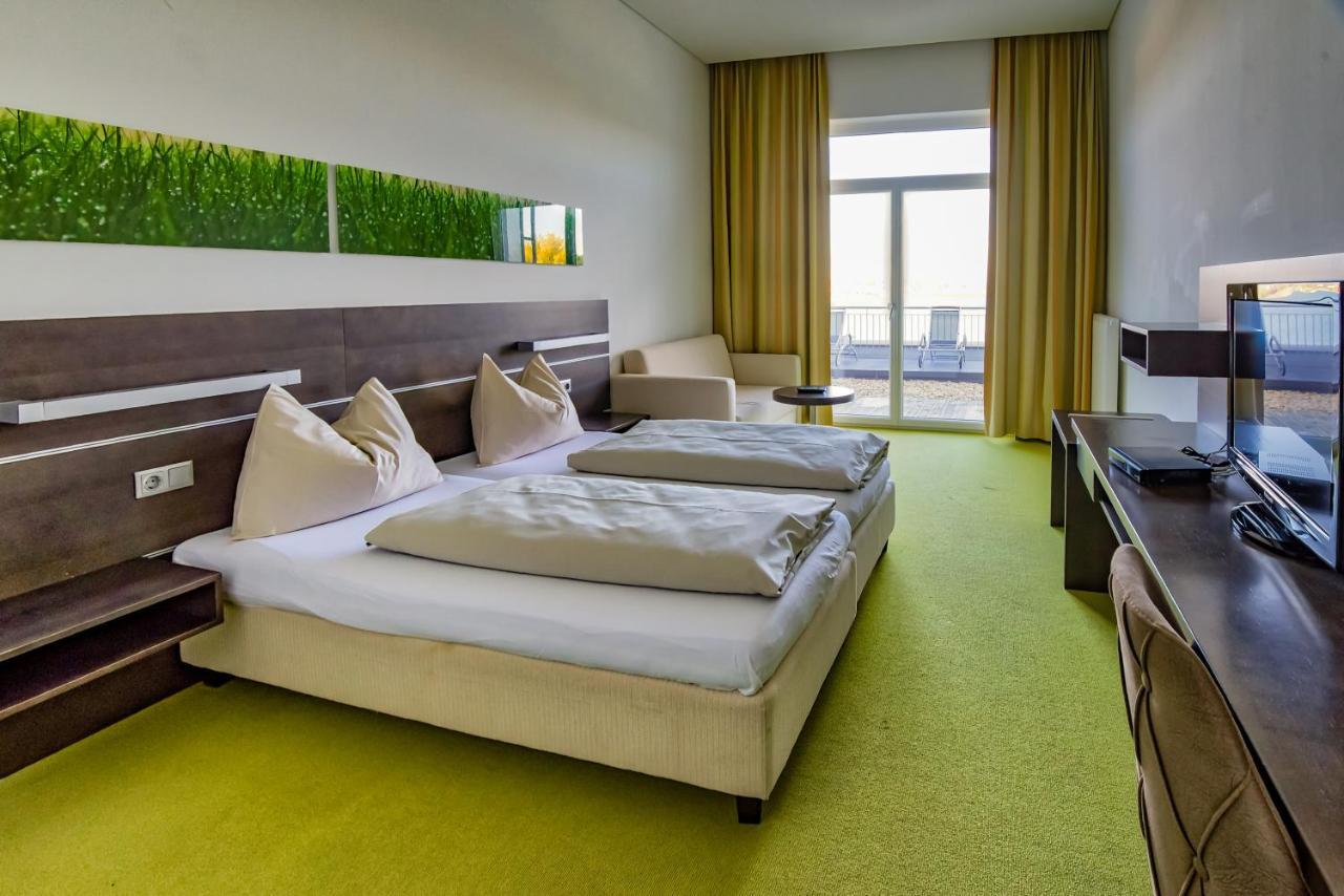 Neufeldersee Hotel & Restaurant Neufeld an der Leitha Ngoại thất bức ảnh